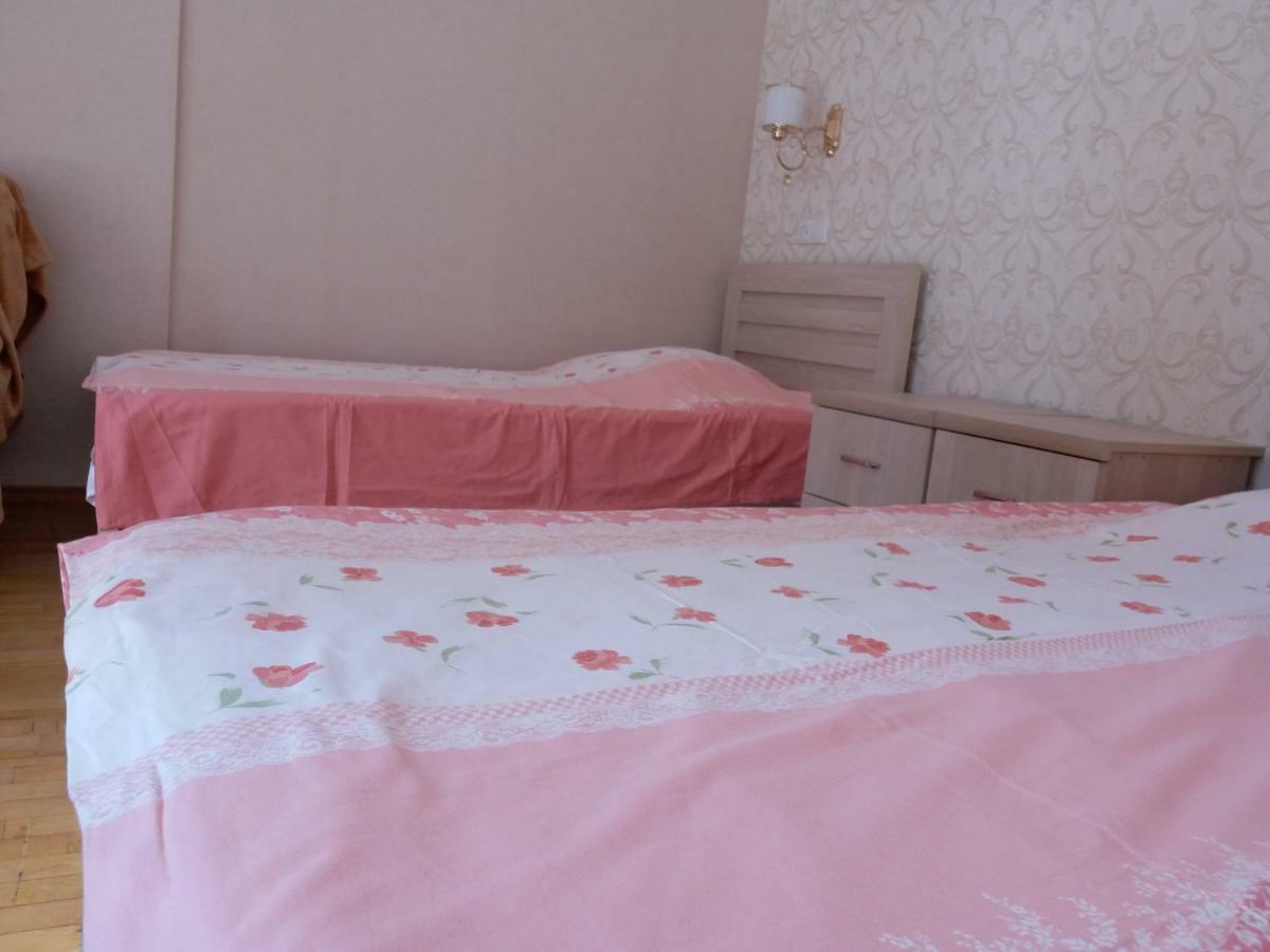 Guest House Keria Tbilisi Eksteriør billede